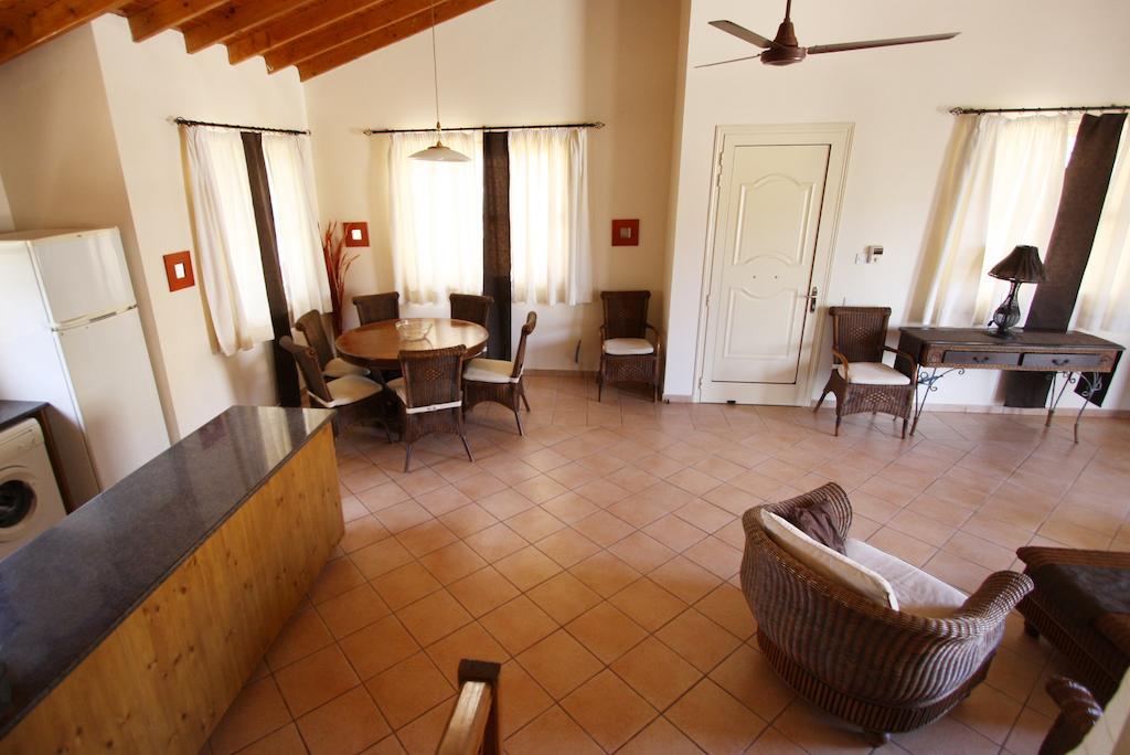 Amoroza Villa Pissouri Pokoj fotografie
